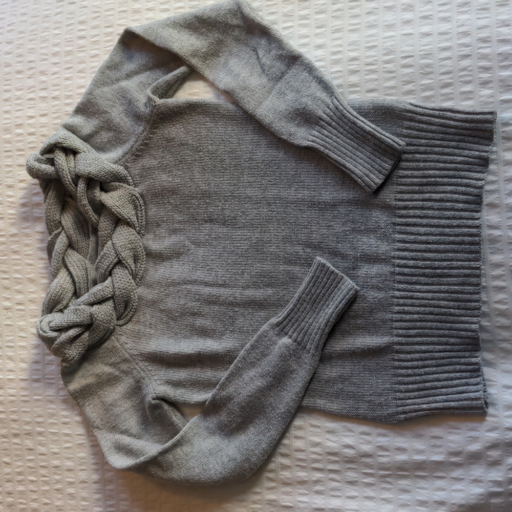 JohnPaulRichard Sweater size Small